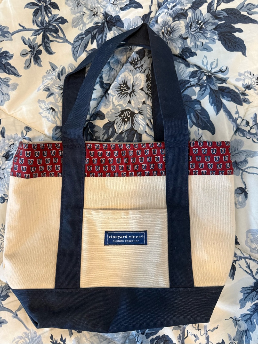 Vineyard Vines Navy, Cream & Red Canvas Tote - Union College silk